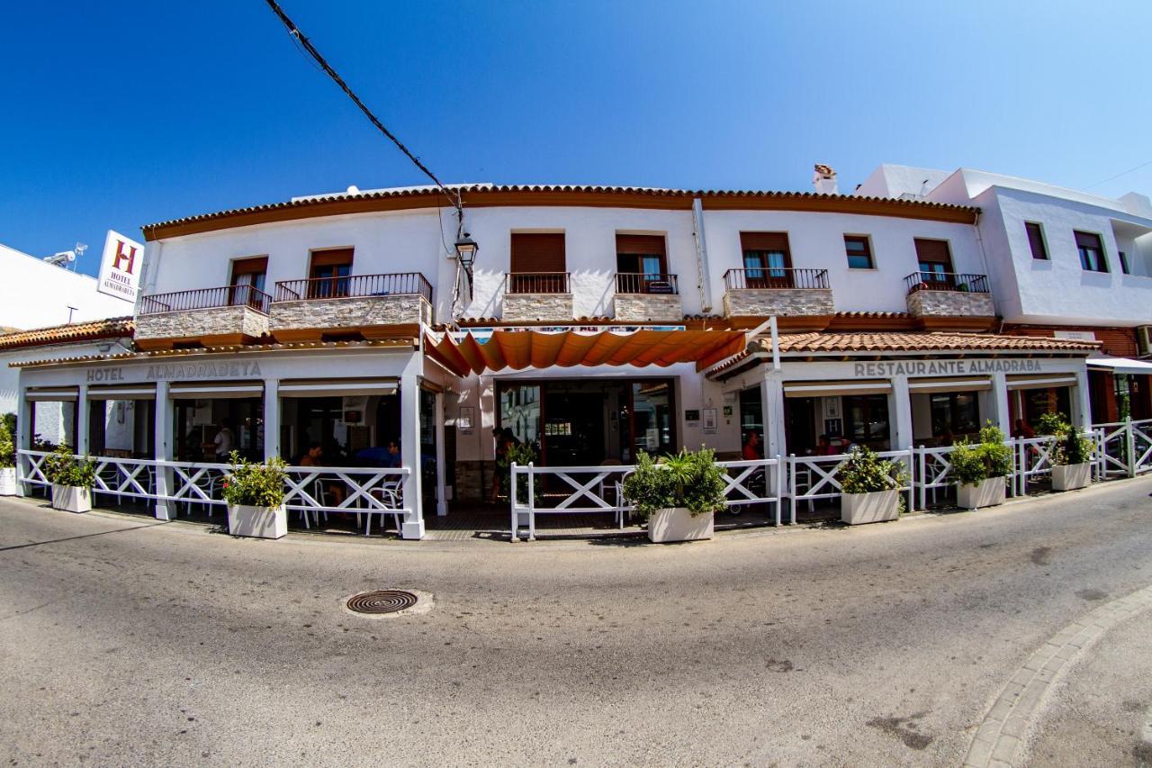 Hotel Almadraba Zahara de los Atunes Exterior photo